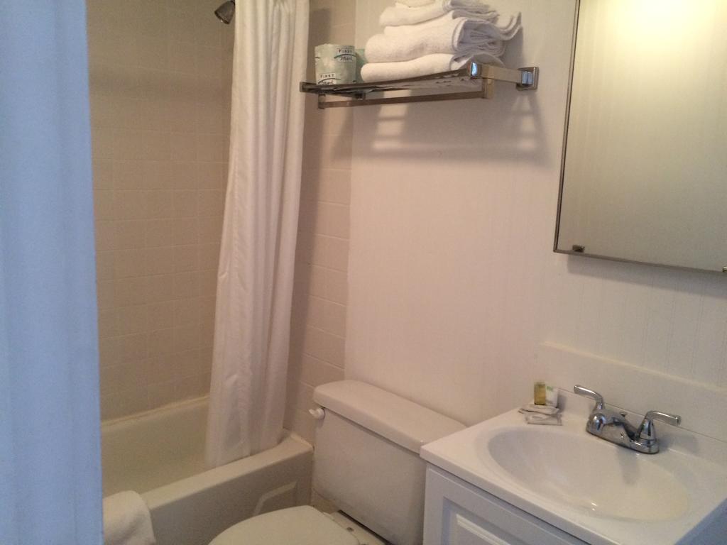Franciscan Guest House Kennebunk Room photo